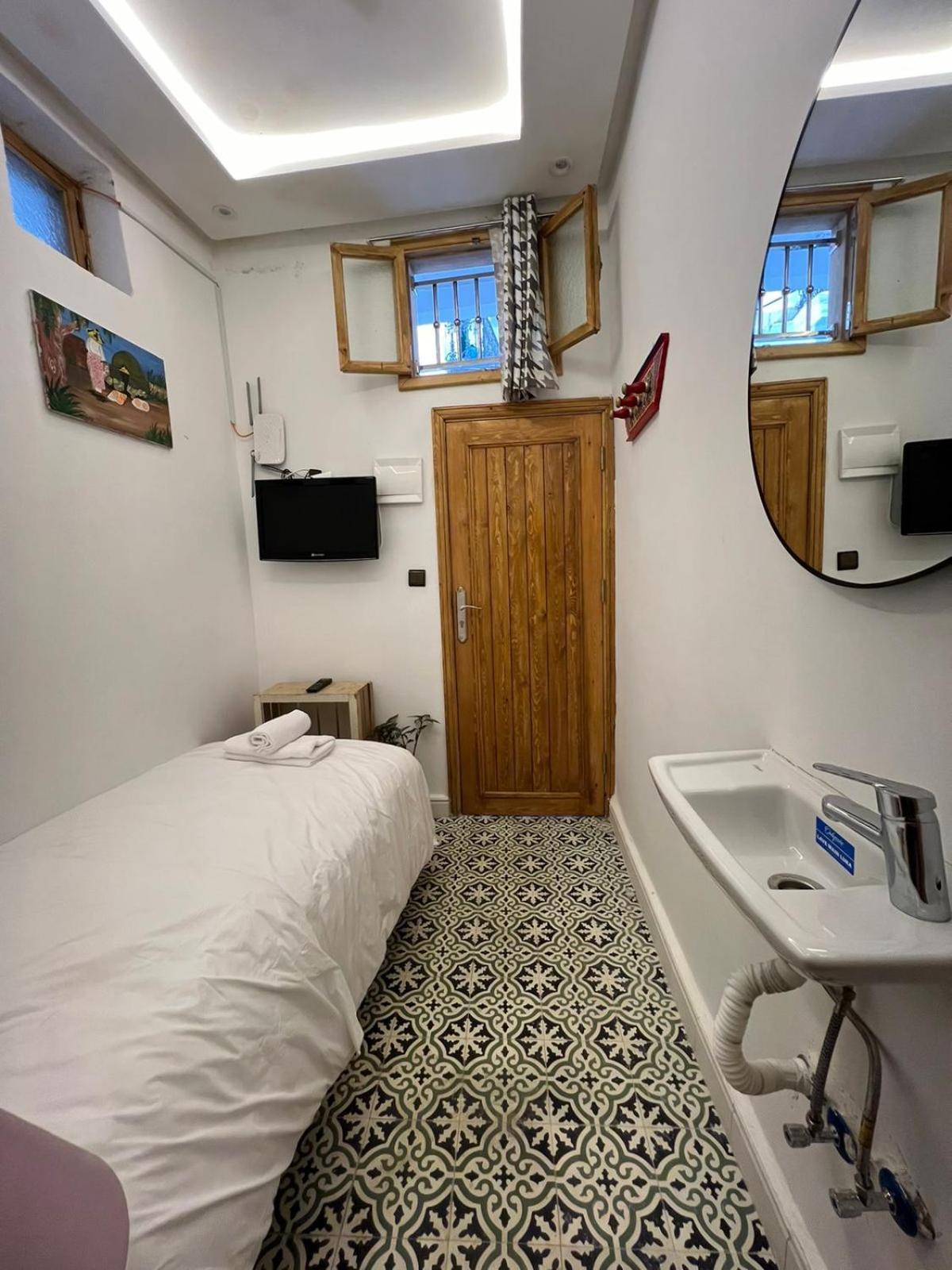 Chambre A La Medina Avec Salle De Bain Prive Tangier Exterior photo